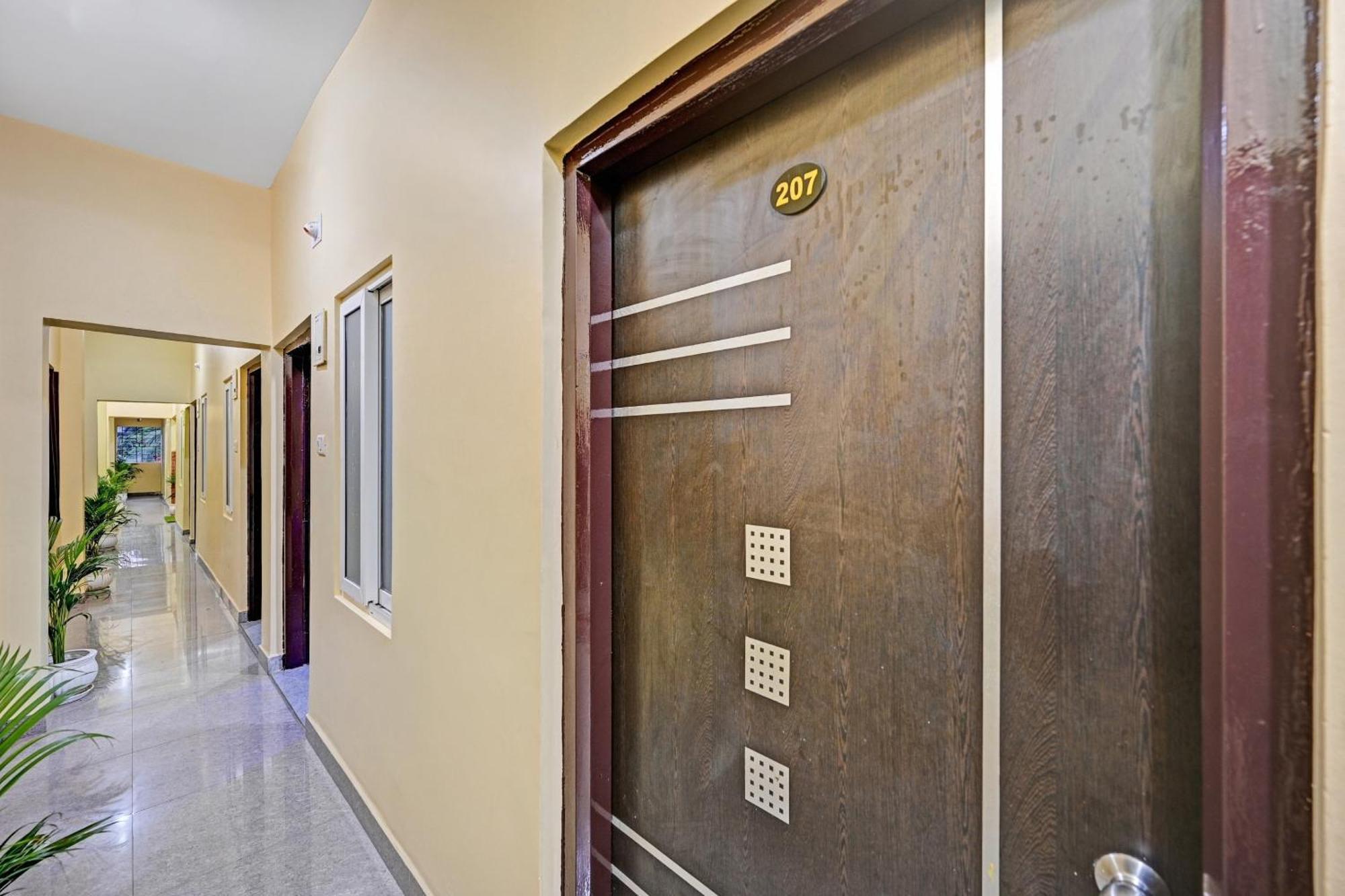 Hotel O Comfort Zone Khandagiri Ngoại thất bức ảnh